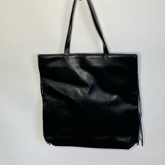 Victoria’s Secret Boho Fringe Tote Bag - Picture 4 of 6